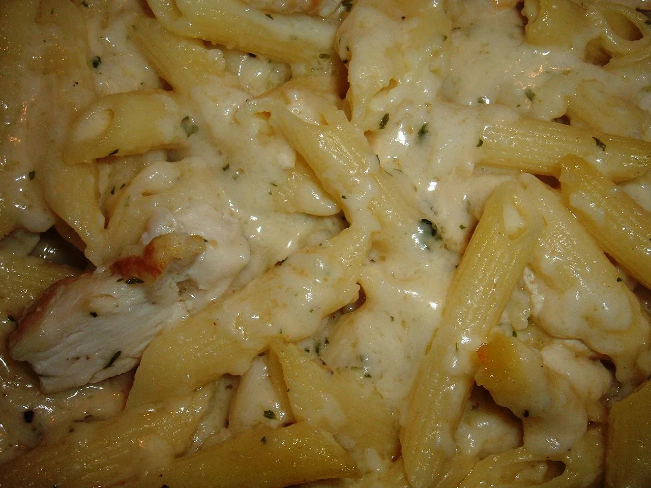 Receita de Macarrão ao Molho Branco